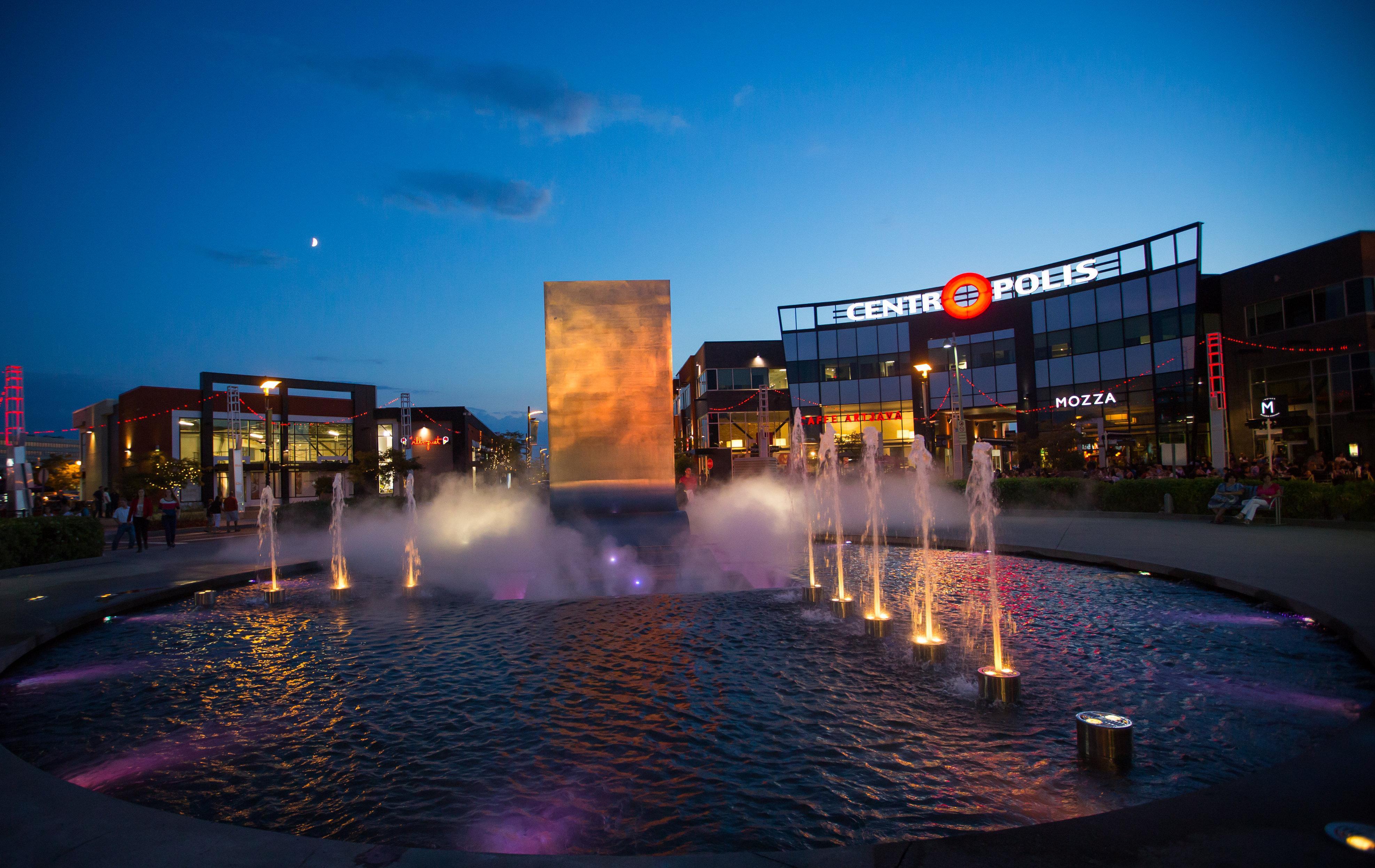 Holiday Inn Laval Montreal By Ihg Екстер'єр фото