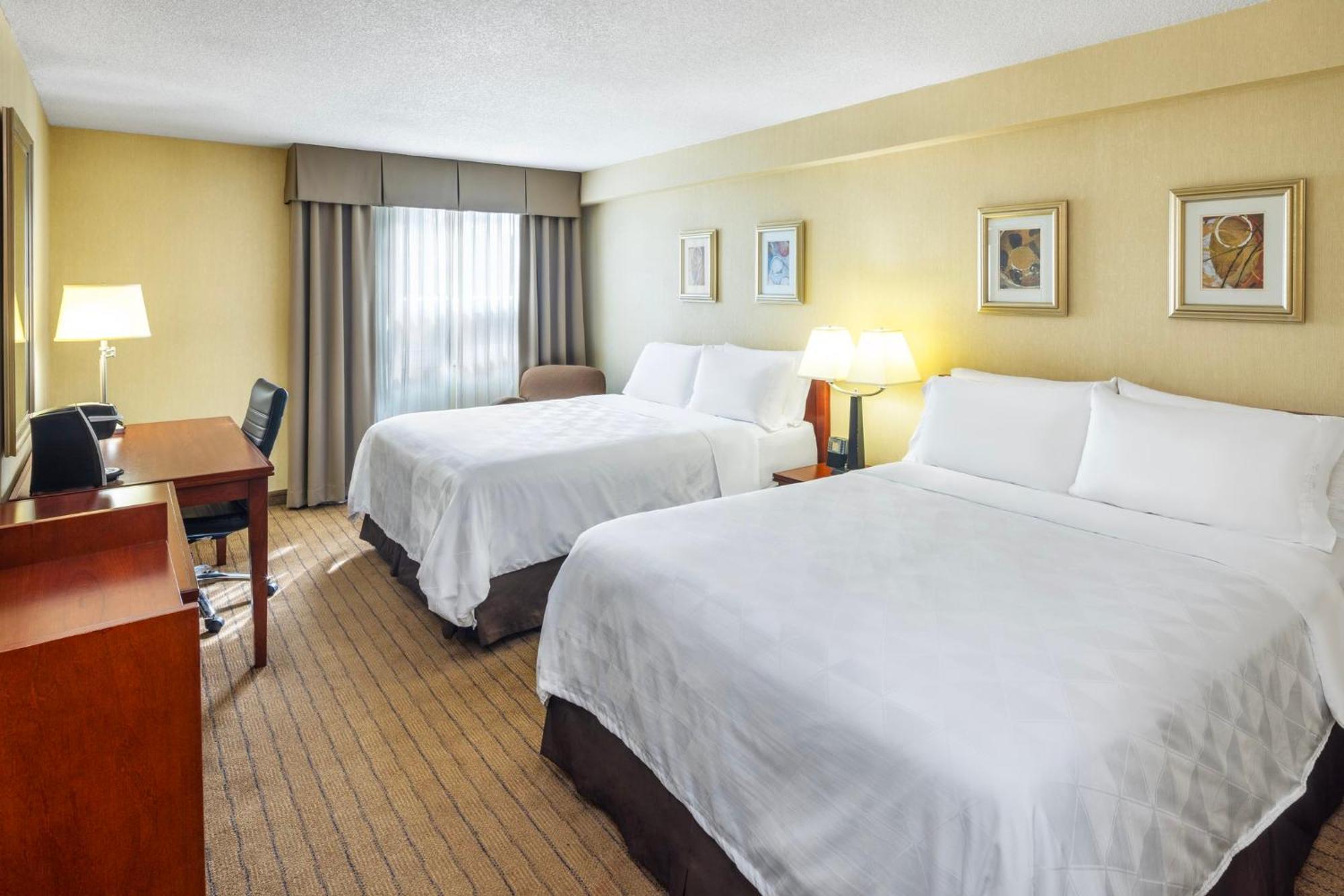 Holiday Inn Laval Montreal By Ihg Екстер'єр фото