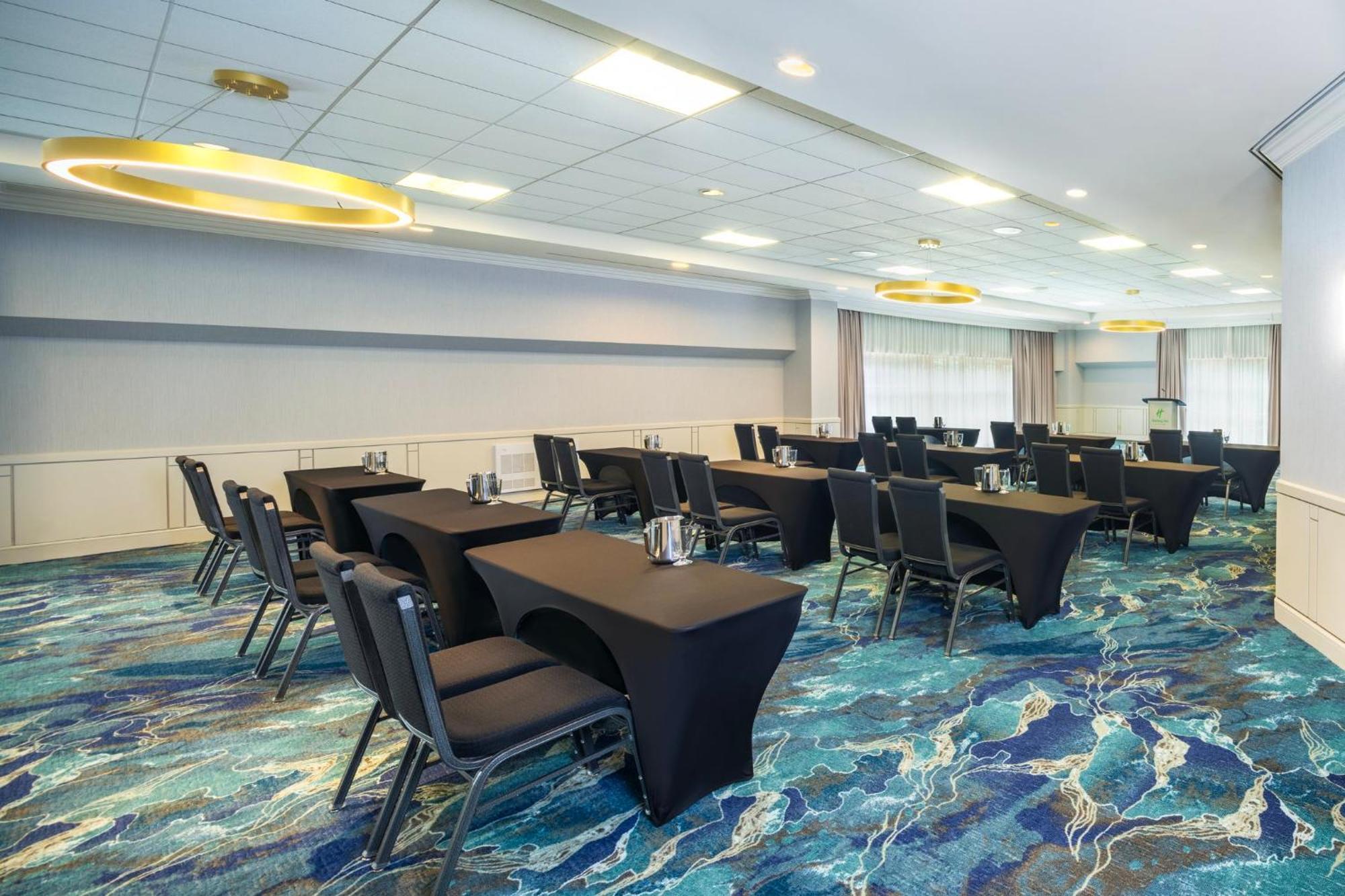 Holiday Inn Laval Montreal By Ihg Екстер'єр фото