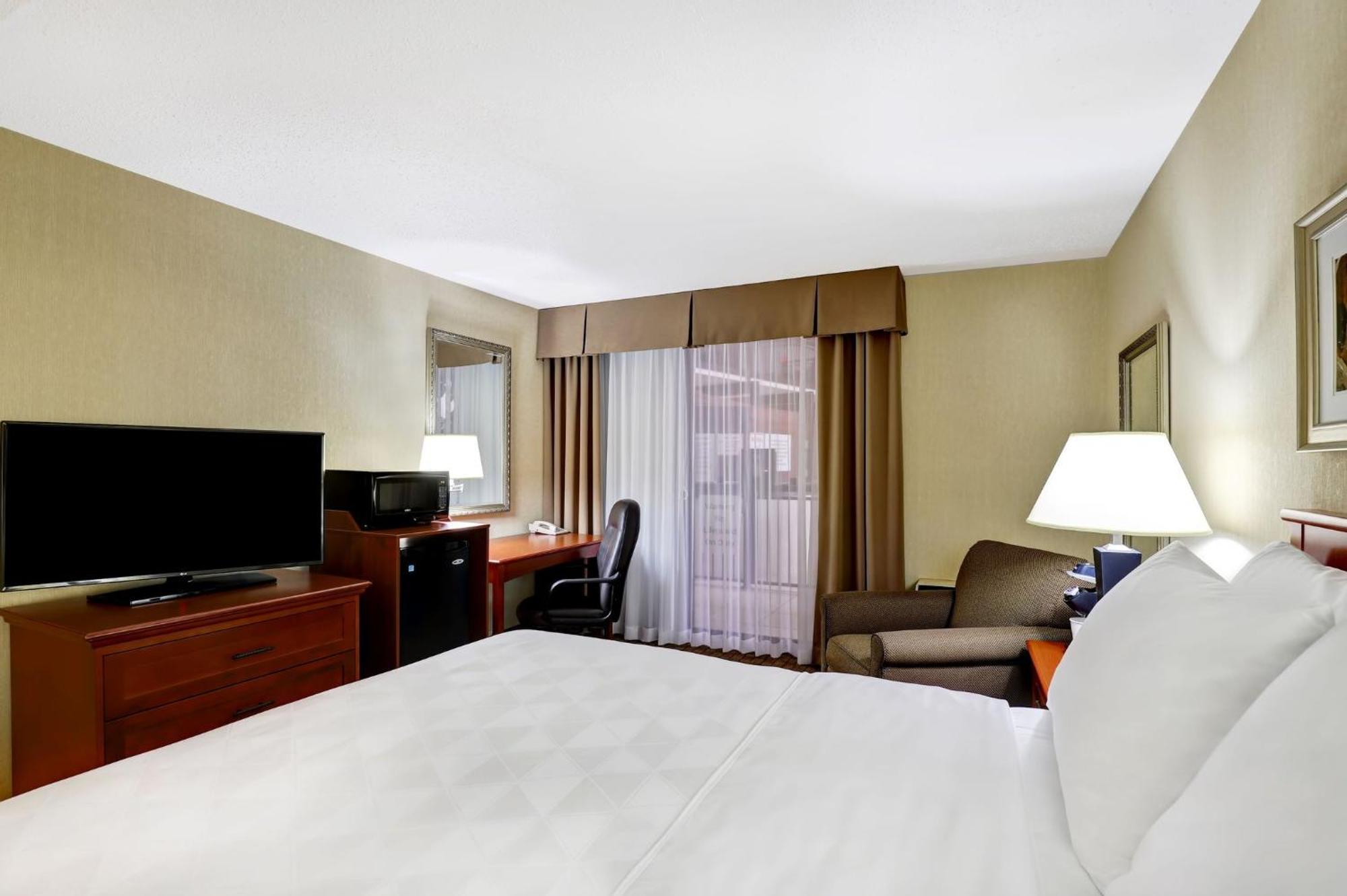 Holiday Inn Laval Montreal By Ihg Екстер'єр фото
